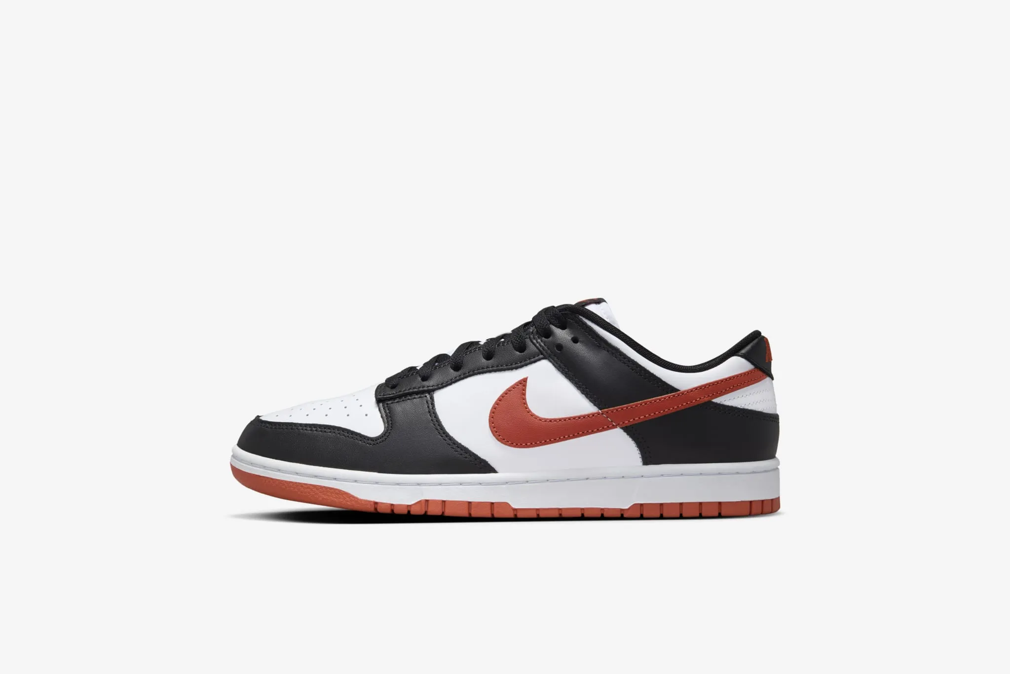 Nike Dunk Low Retro M - White / Dragon Red-Black